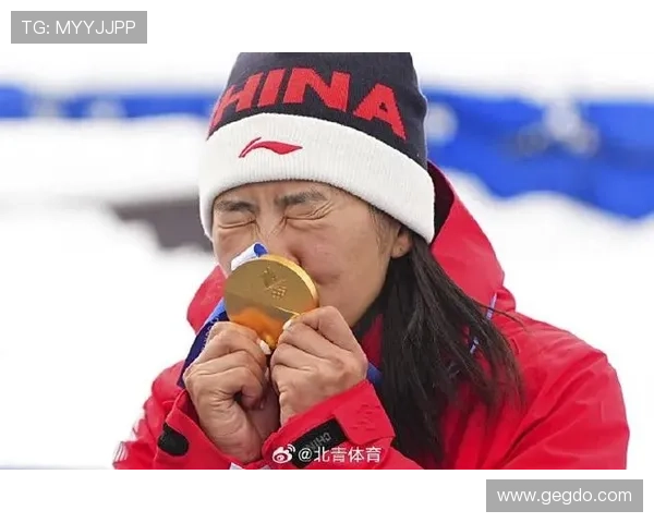 徐梦桃再创两连冠辉煌时刻传奇